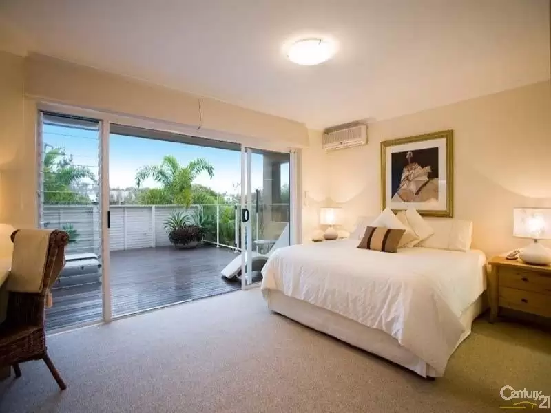 Photo #10: 1/49 Tingira Crescent, Sunrise Beach - Sold by Ray White Noosa