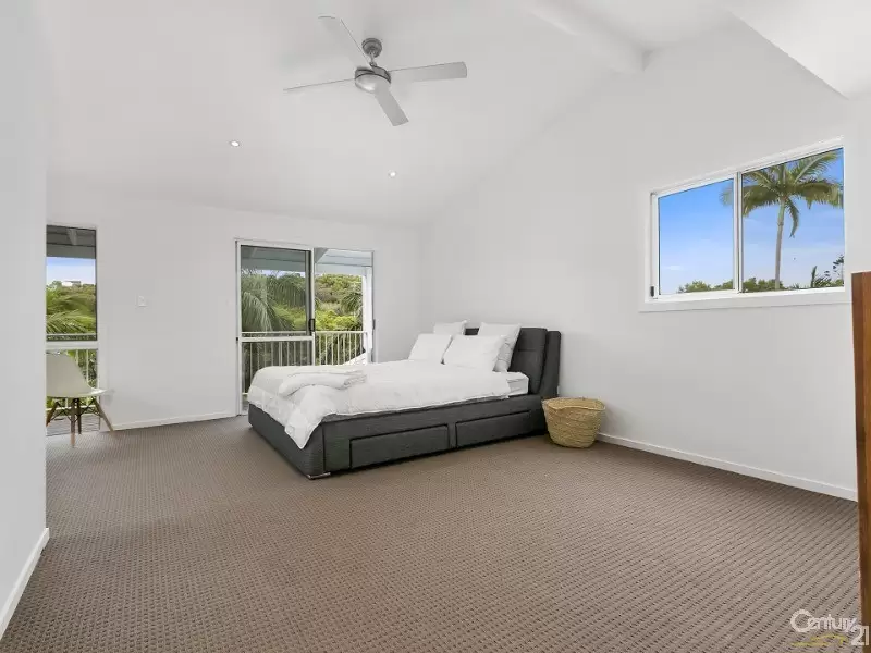 Photo #12: 9 Swan Avenue, Sunshine Beach - Sold by Ray White Noosa