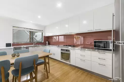2/21  Nebula Street, Sunshine Beach Sold by Ray White Noosa - image 2