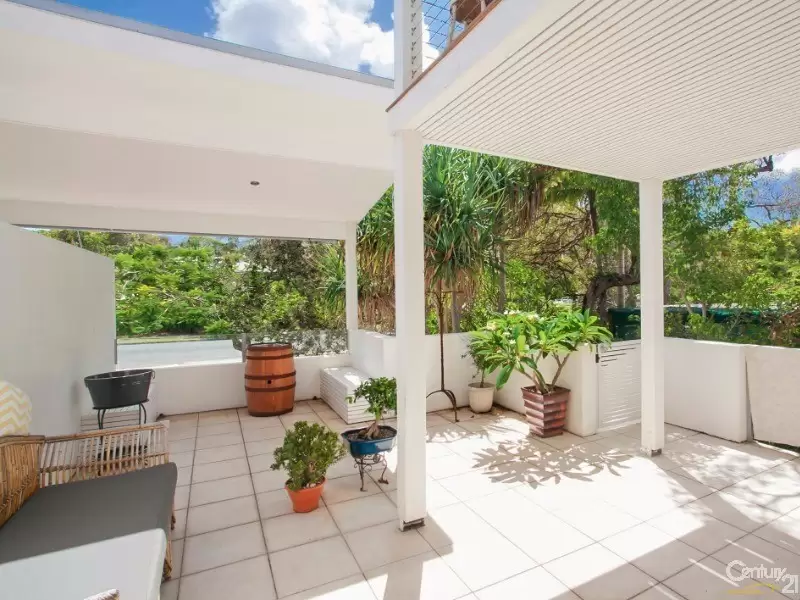 Photo #10: 2/16 Hill Street, Sunshine Beach - Sold by Ray White Noosa
