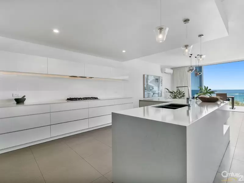 Photo #7: 37 Kestrel Crescent, Peregian Beach - Sold by Ray White Noosa