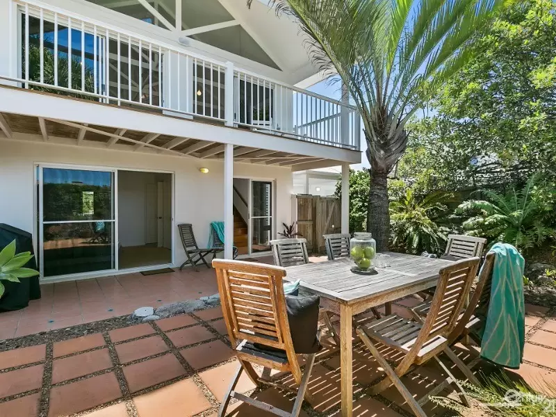 Photo #18: 5 Antipodes Close, Castaways Beach - Sold by Ray White Noosa