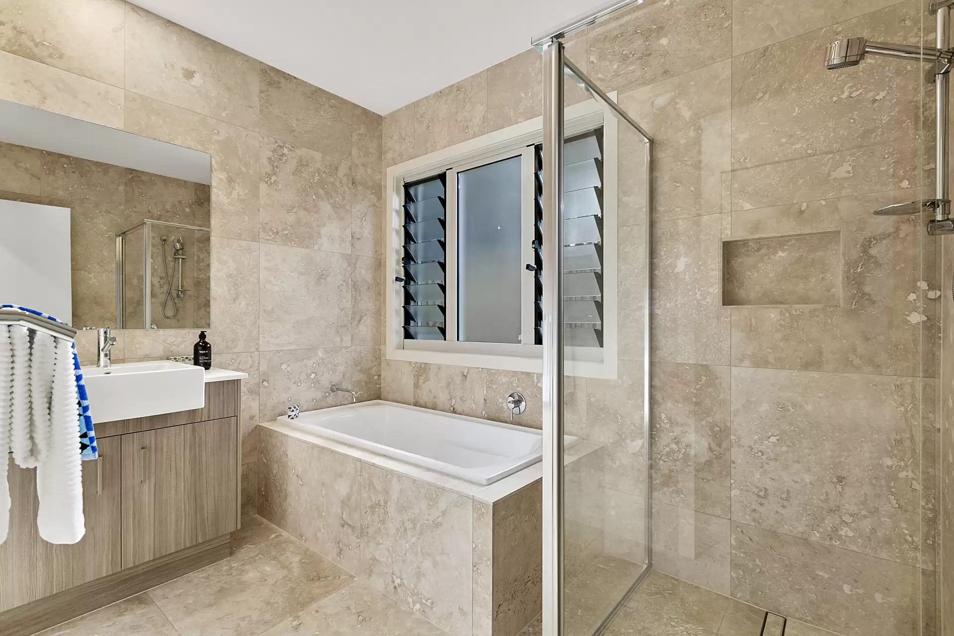 Photo #23: 7 Livingstone St, Tewantin - Sold by Ray White Noosa