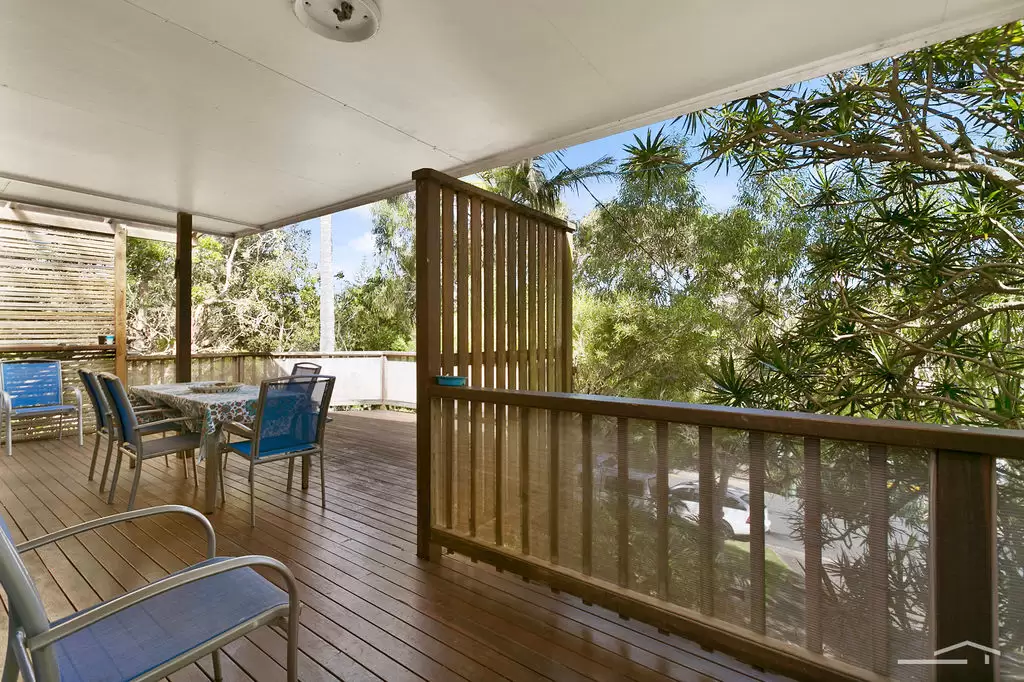 Photo #5: 29-31 Douglas Street, Sunshine Beach - Sold by Ray White Noosa