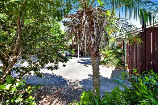 2/4 Oceania Crescent, Sunshine Beach Sold by Ray White Noosa - image 11