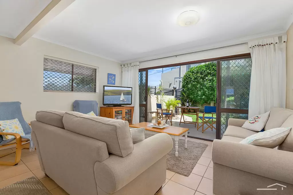Photo #3: 1/19 Henderson Street, Sunshine Beach - Sold by Ray White Noosa