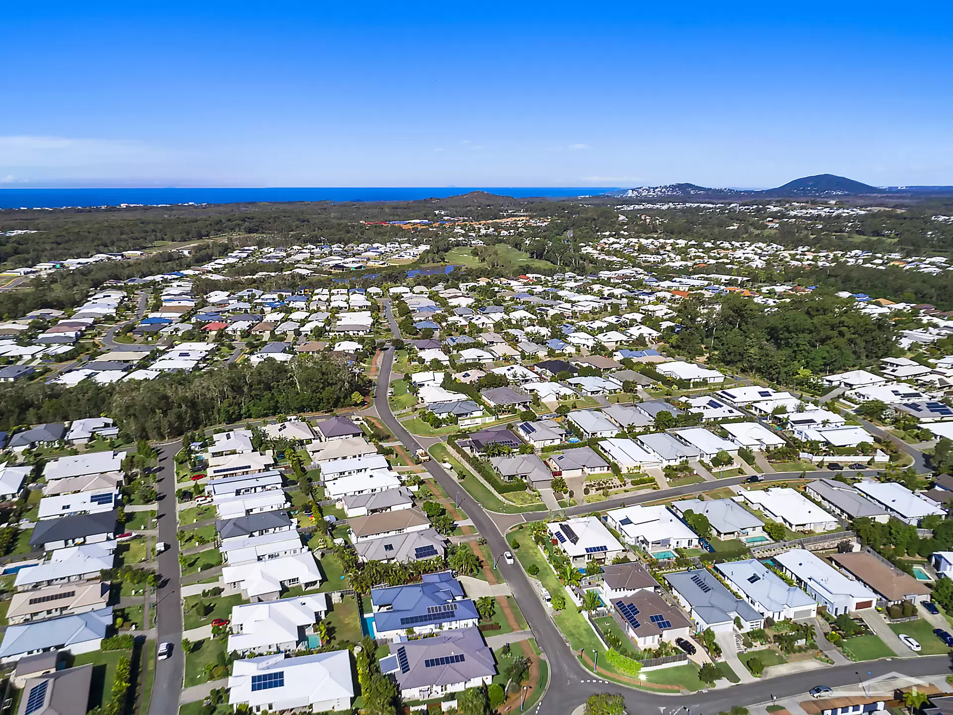 Photo #6: 35 Glen Abby Avenue, Peregian Springs - Sold by Ray White Noosa