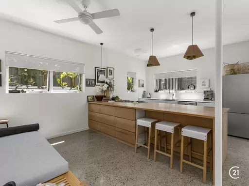1-2/18 Belmore Terrace, Sunshine Beach Sold by Ray White Noosa - image 2