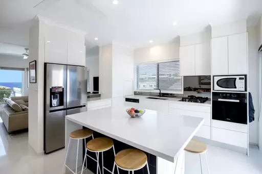 1/6 Sobraon Street, Sunrise Beach Sold by Ray White Noosa - image 11