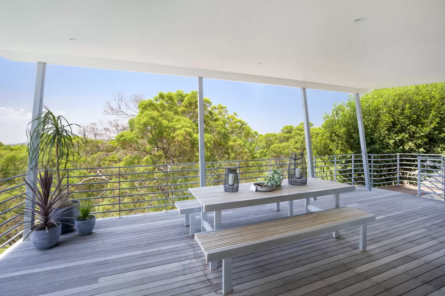Photo #3: 22 Seafarer Court, Castaways Beach - Sold by Ray White Noosa
