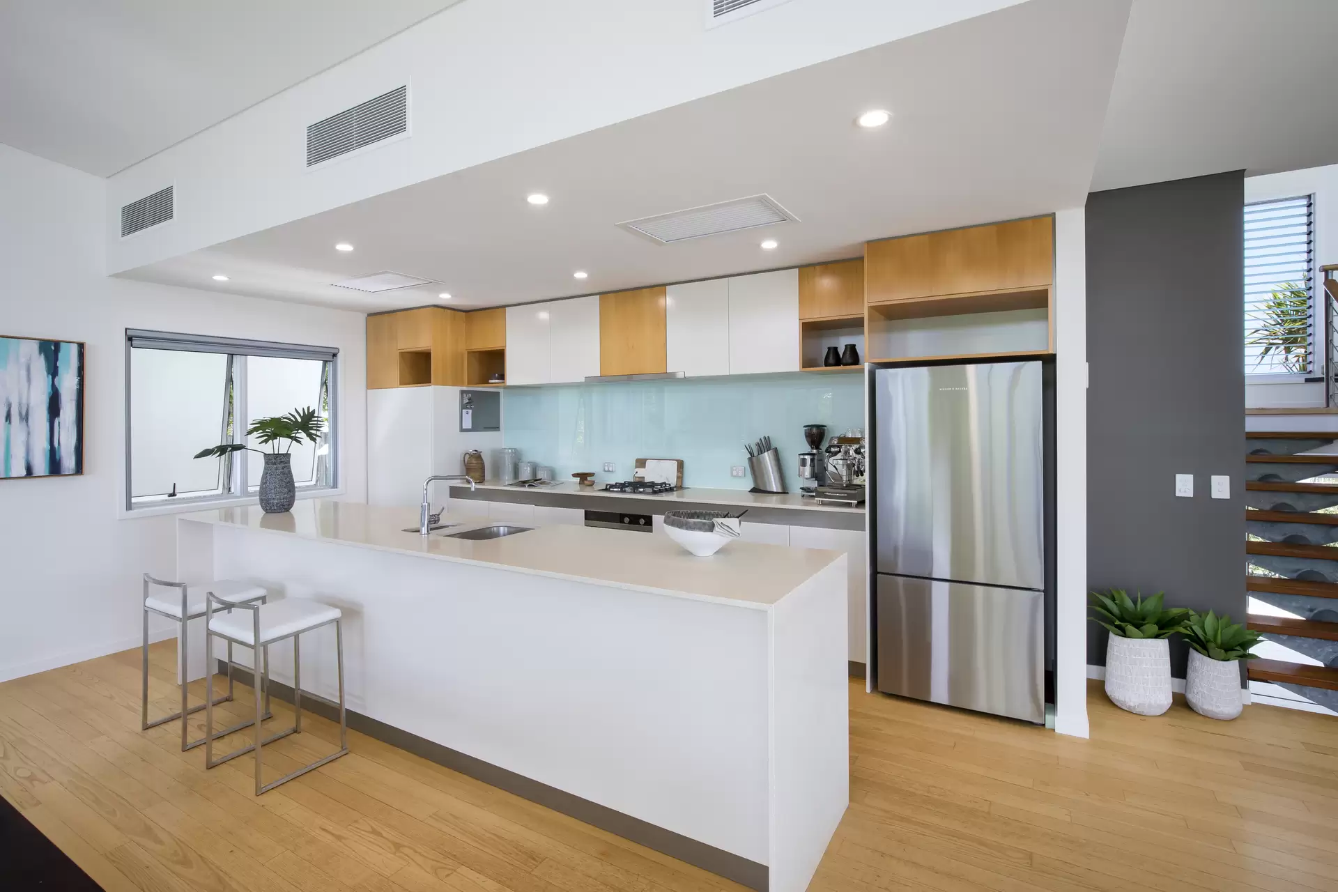 Photo #5: 22 Seafarer Court, Castaways Beach - Sold by Ray White Noosa