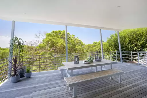 22 Seafarer Court, Castaways Beach Sold by Ray White Noosa - image 3