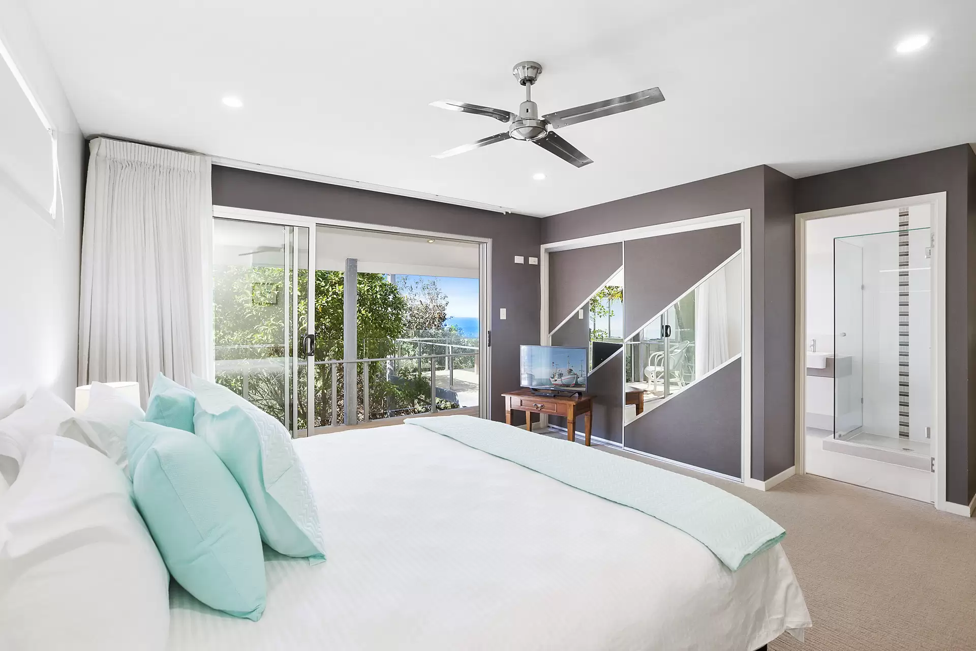 Photo #16: 34 Netherby Rise, Sunrise Beach - Sold by Ray White Noosa