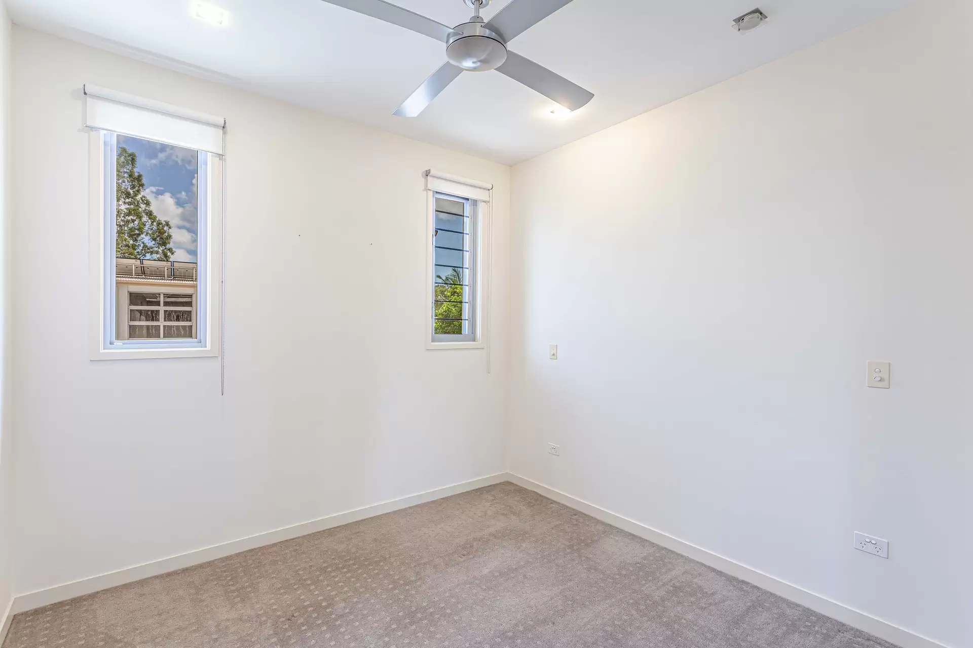 Photo #19: 4/21 Hilton Terrace, Tewantin - Sold by Ray White Noosa