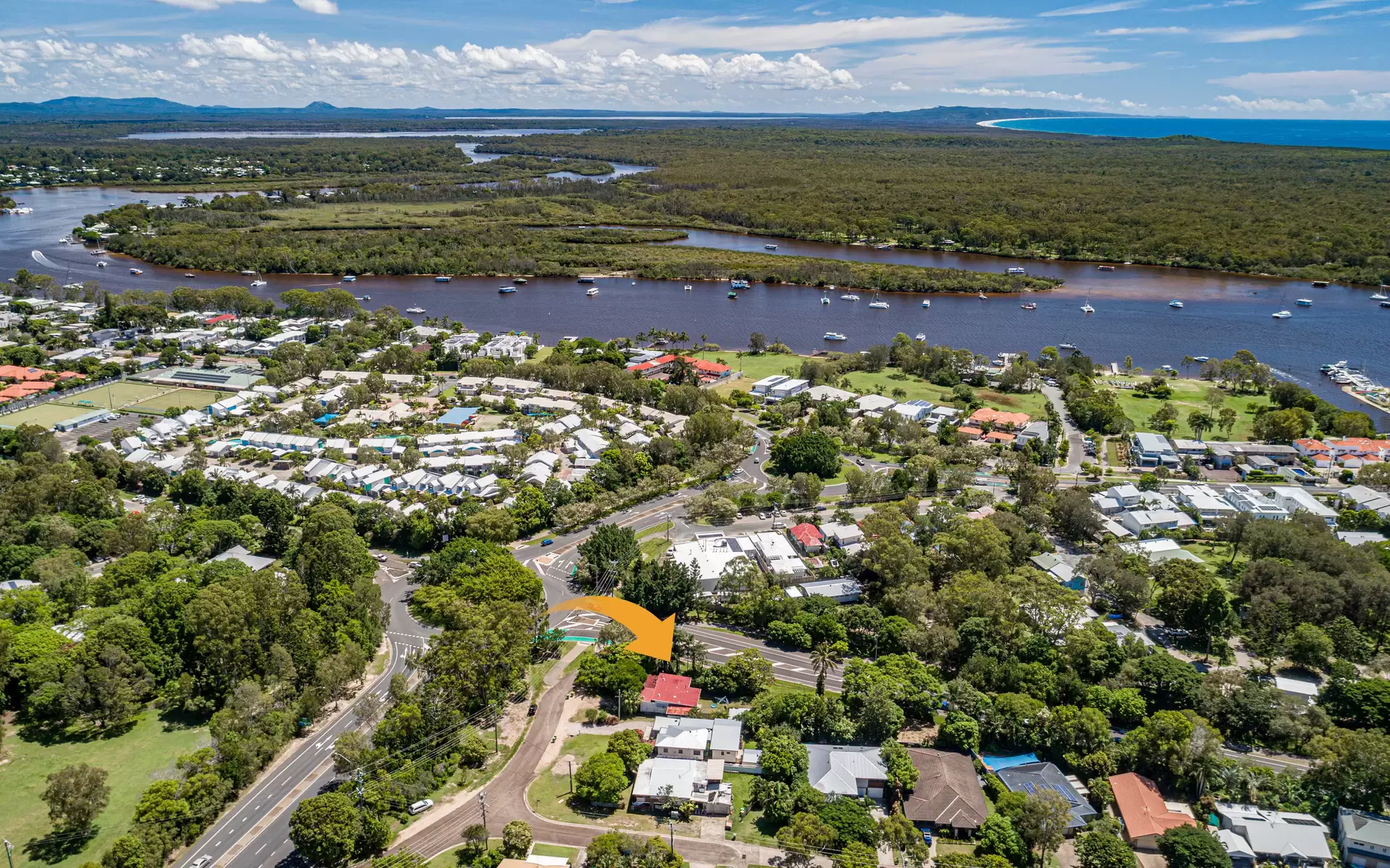 Photo #3: 35 Eumundi Noosa Road, Noosaville - Sold by Ray White Noosa