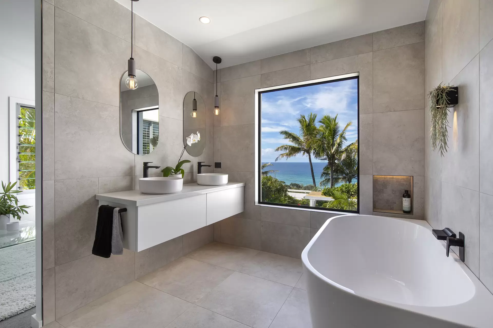 Photo #19: 18 Netherby Rise, Sunrise Beach - Sold by Ray White Noosa