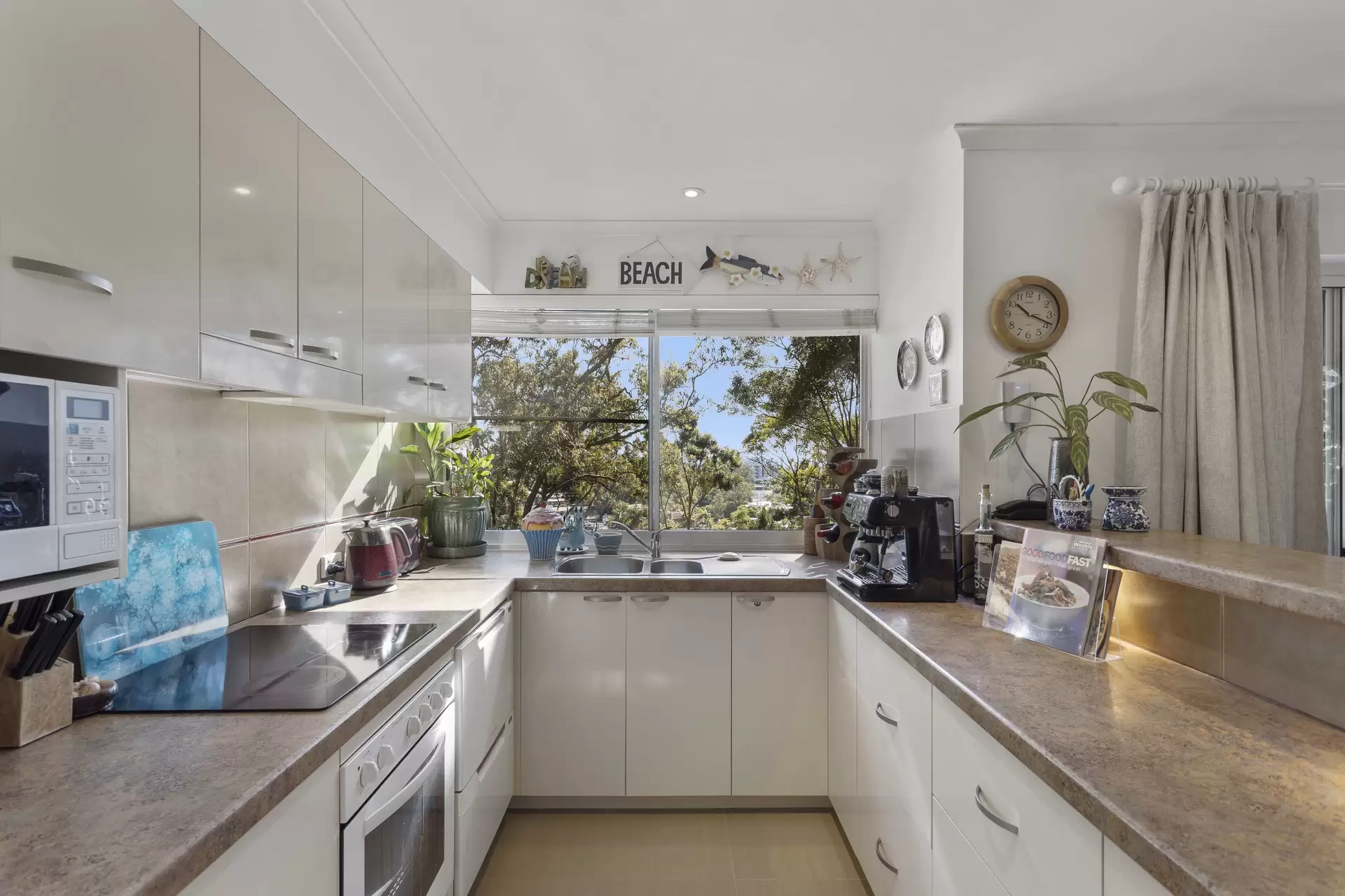 Photo #6: 22/2 Serenity Close, Noosa Heads - Sold by Ray White Noosa