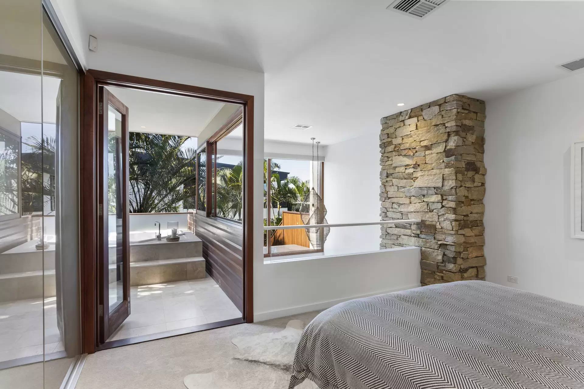 Photo #16: 1/14 Weyba Street, Sunshine Beach - Sold by Ray White Noosa