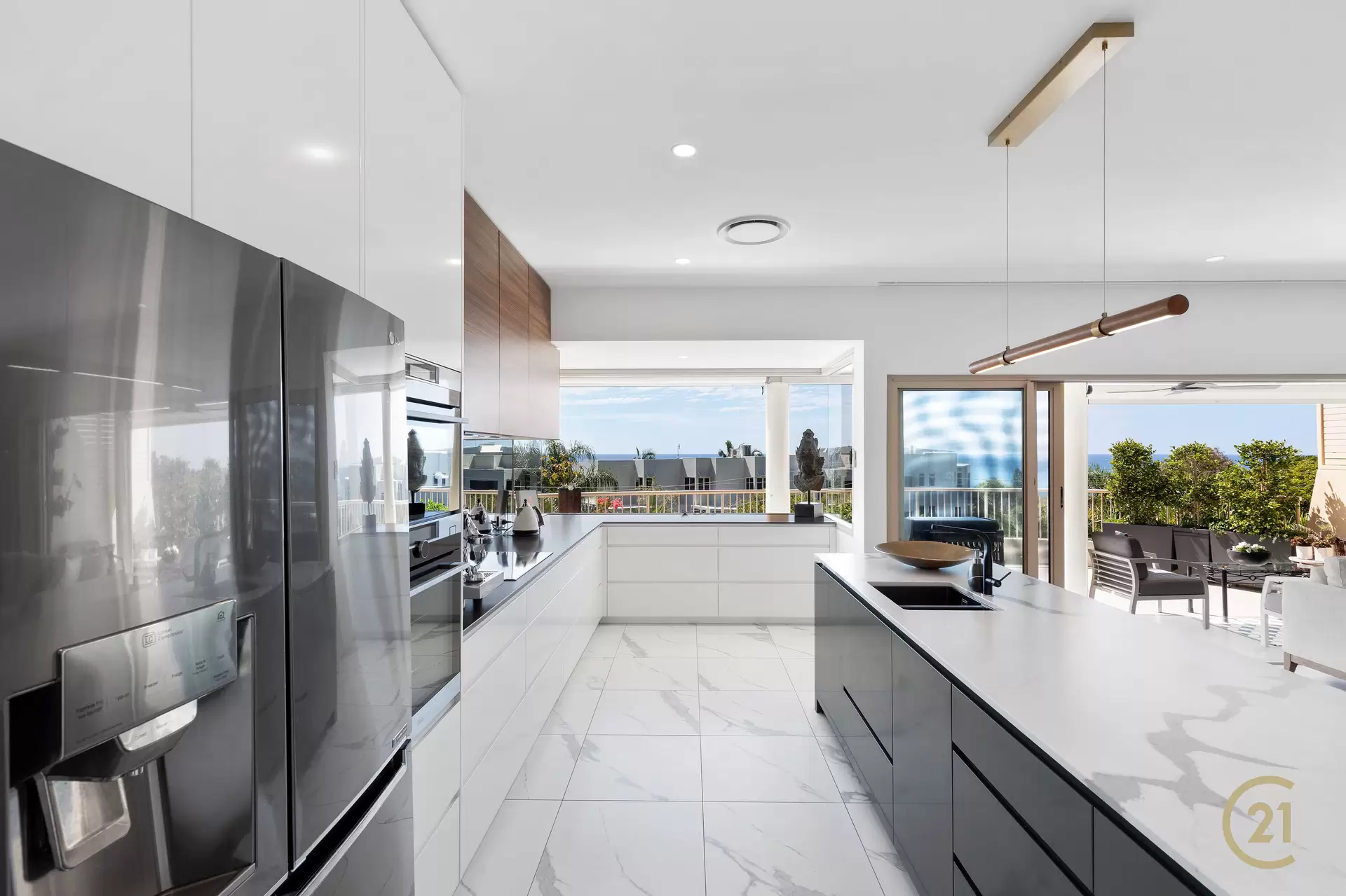 Photo #2: 8/5 Henderson Street, Sunshine Beach - Sold by Ray White Noosa