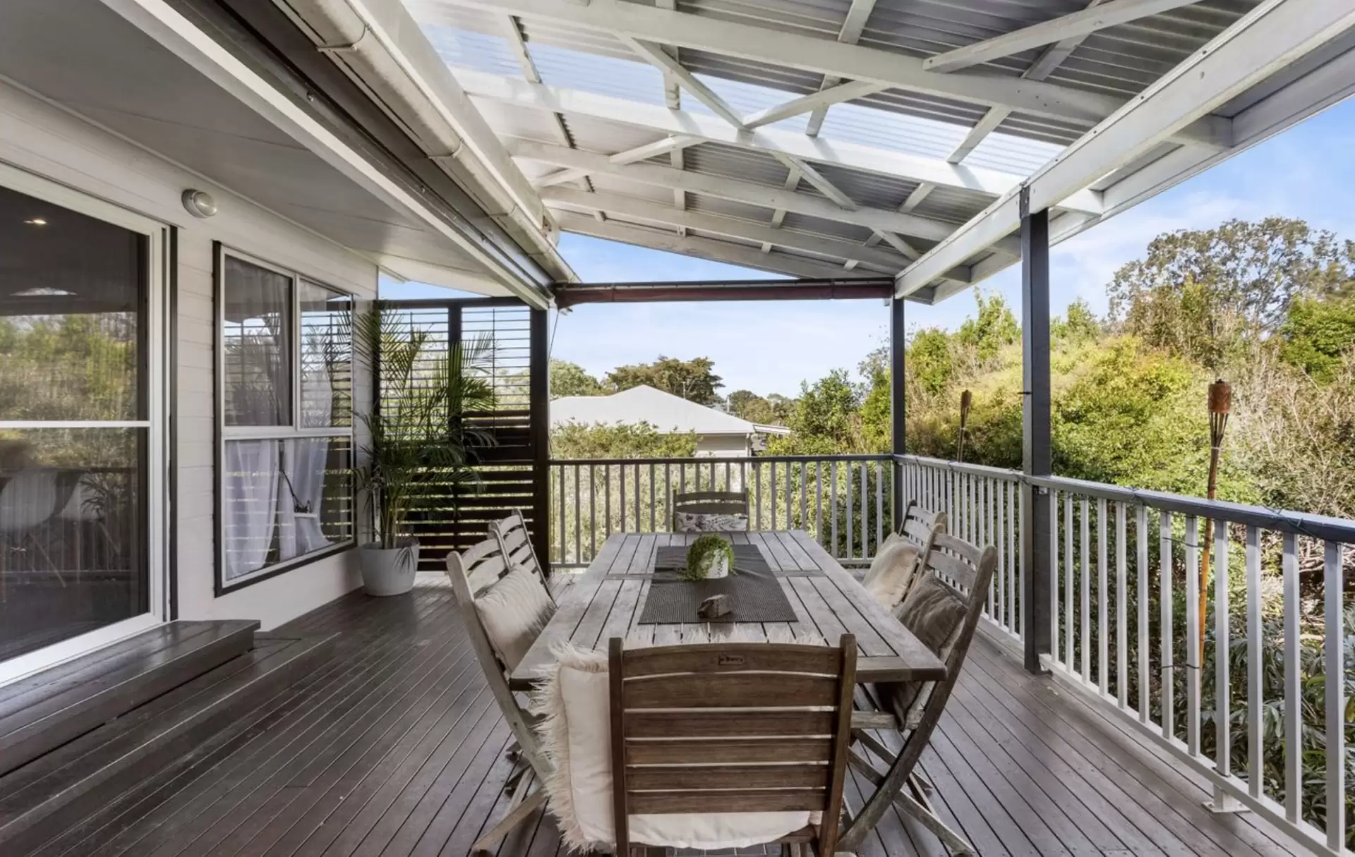 Photo #9: 6A Moorindil Street, Tewantin - Sold by Ray White Noosa