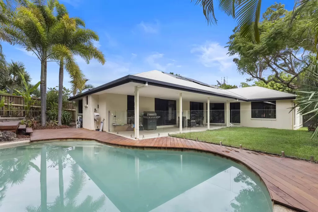 11 Longwood Drive, Peregian Springs Sold by Ray White Noosa