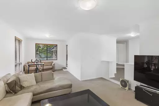 11 Longwood Drive, Peregian Springs Sold by Ray White Noosa - image 5