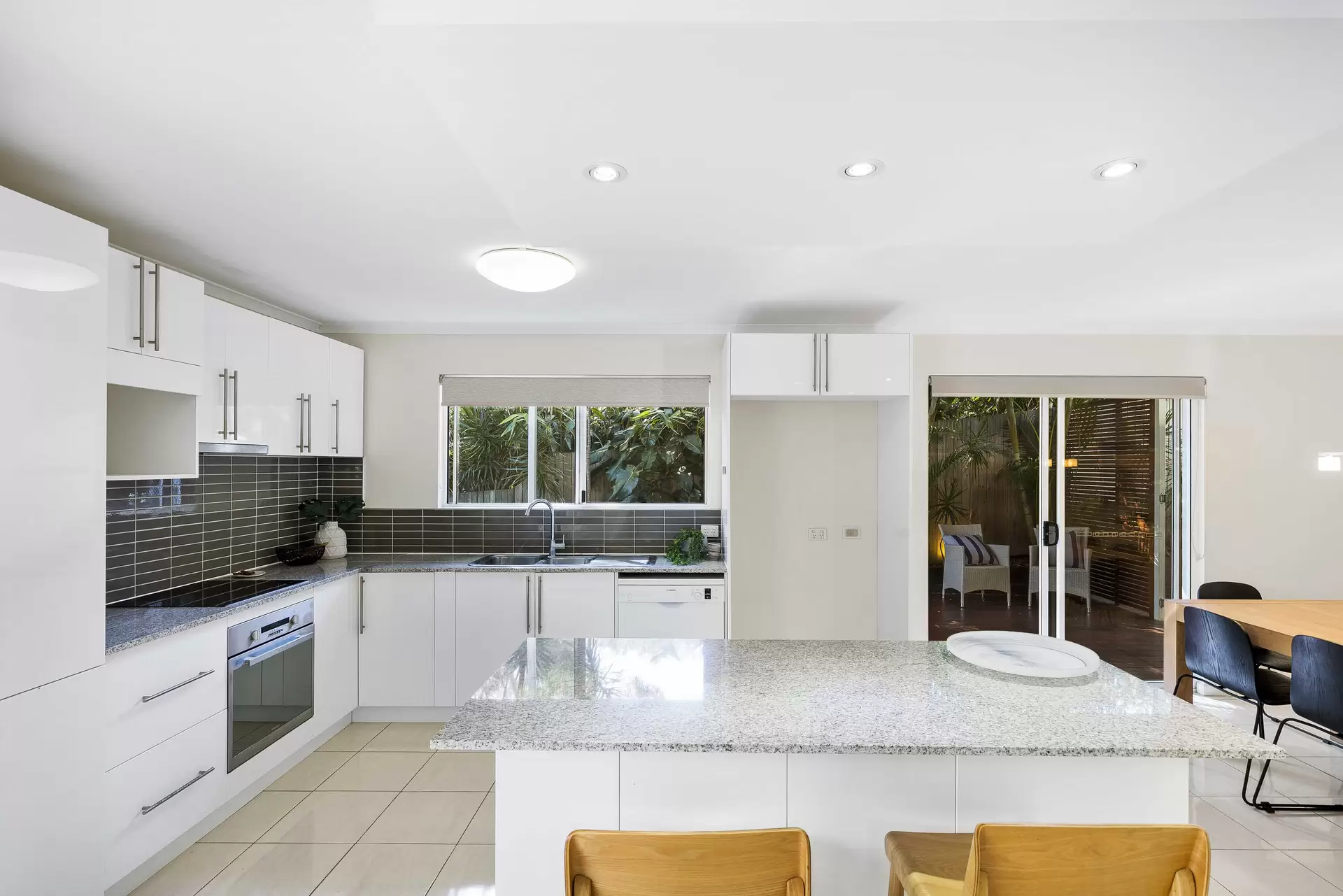 Photo #5: 9 Victory Crescent, Sunrise Beach - Sold by Ray White Noosa