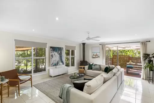 9 Victory Crescent, Sunrise Beach Sold by Ray White Noosa