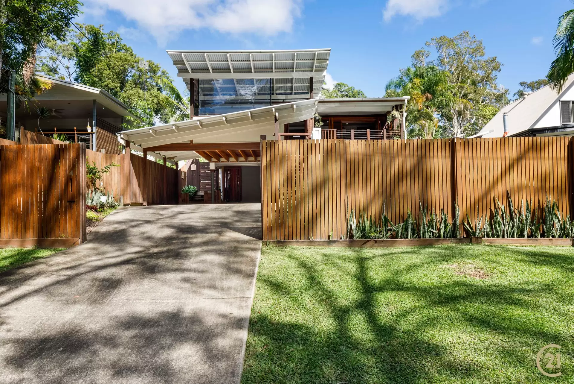 Photo #5: 4 Morning Glory Drive, Cooroibah - Sold by Ray White Noosa
