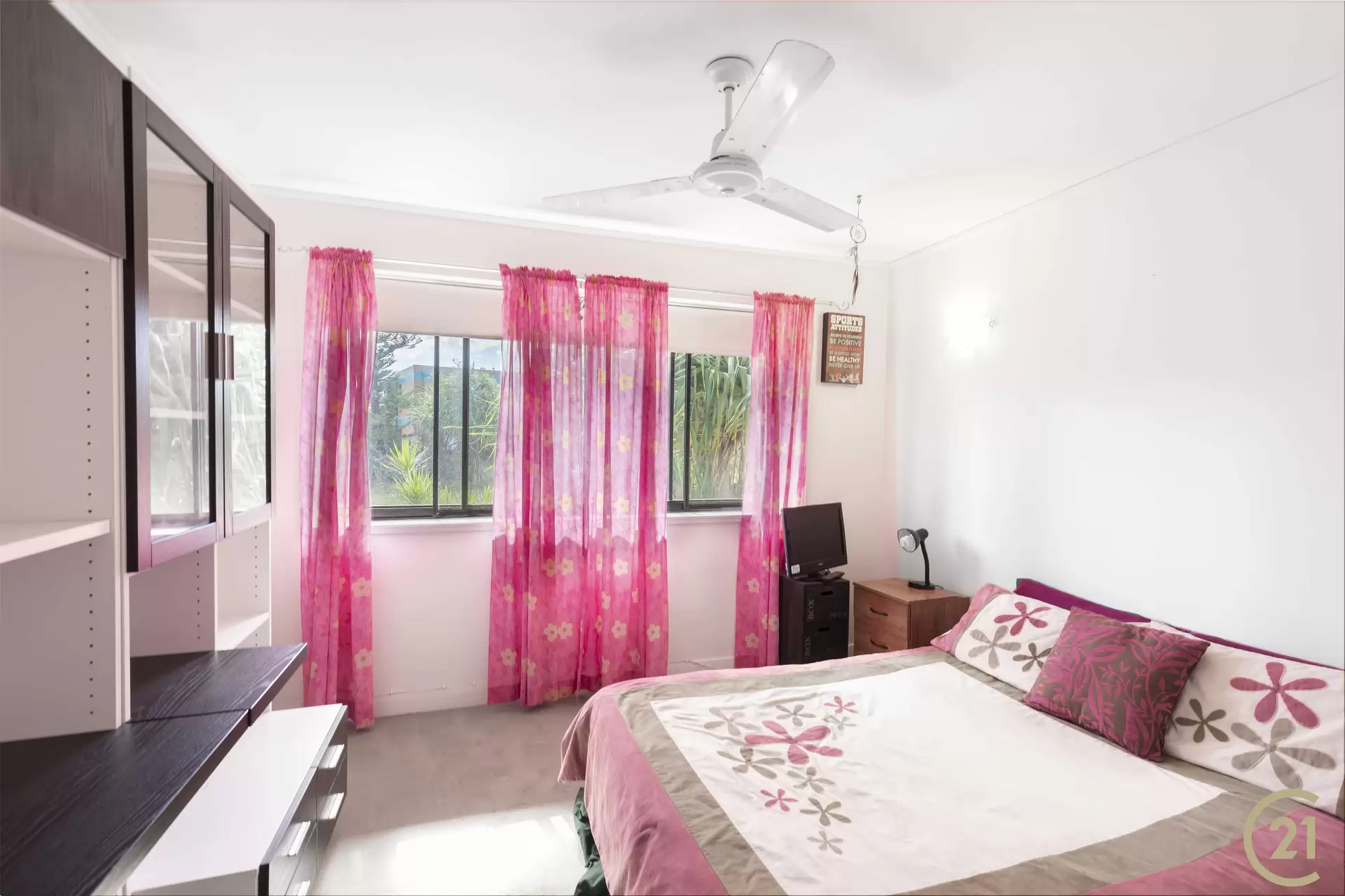 Photo #13: 9/2 Orealla Crescent, Sunrise Beach - Sold by Ray White Noosa