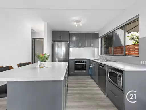 4/16 Katharina Street, Noosa Heads Sold by Ray White Noosa - image 3
