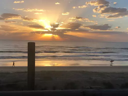 21/7-13 Beach Road, Coolum Beach Sold by Ray White Noosa - image 2