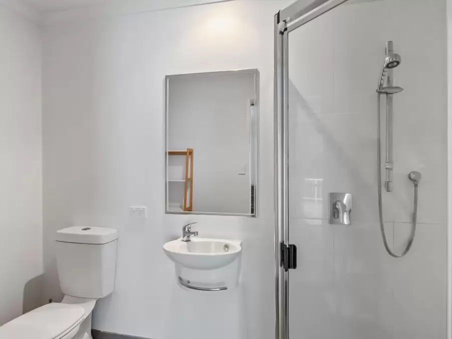 Photo #7: 5/5 Douglas Street, Sunshine Beach - Sold by Ray White Noosa