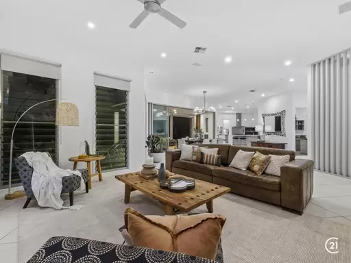 52 Longwood Drive, Peregian Springs Sold by Ray White Noosa - image 7