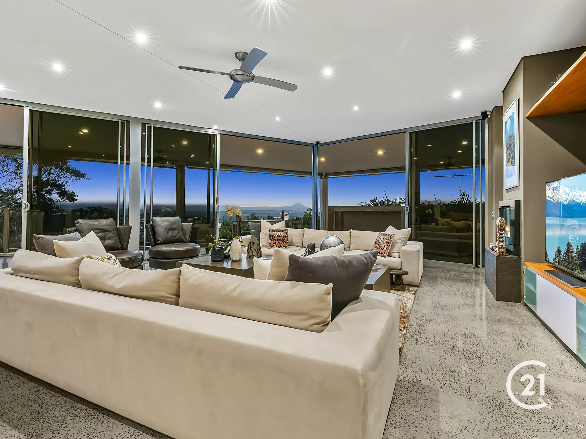 Photo #13: 11 Mainsails Square, Noosa Heads - Sold by Ray White Noosa