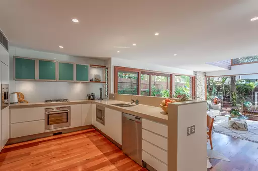 1/14 Weyba Street, Sunshine Beach Sold by Ray White Noosa - image 7