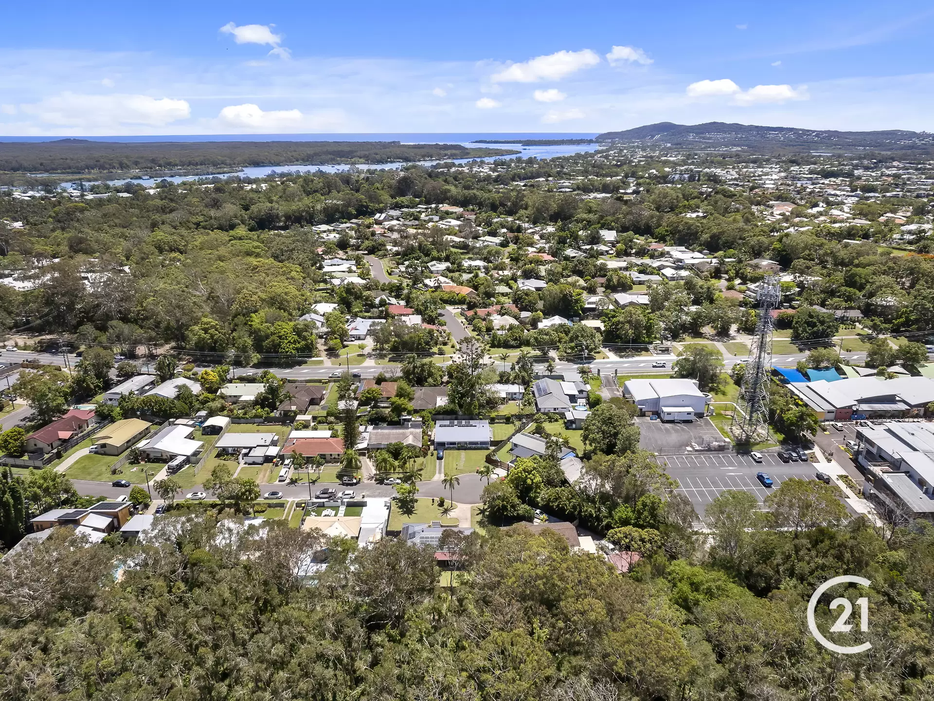 Photo #5: 14 June Crescent, Noosaville - Sold by Ray White Noosa