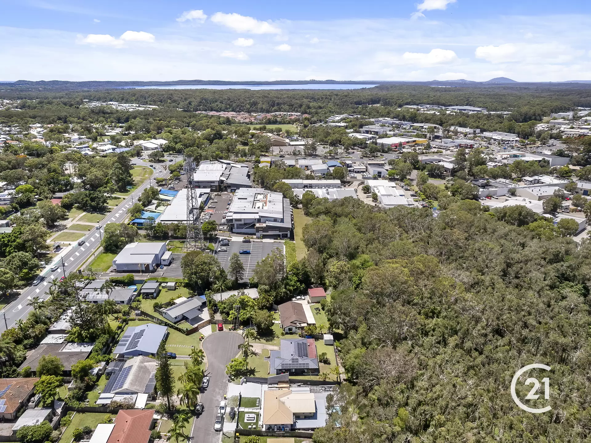 Photo #8: 14 June Crescent, Noosaville - Sold by Ray White Noosa